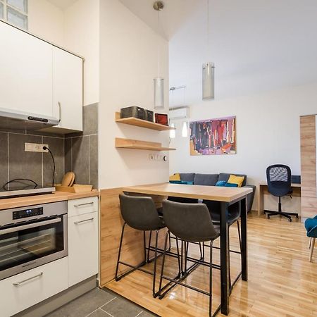 Bpr Blue Paradise Apartment With A/C Budapest Extérieur photo